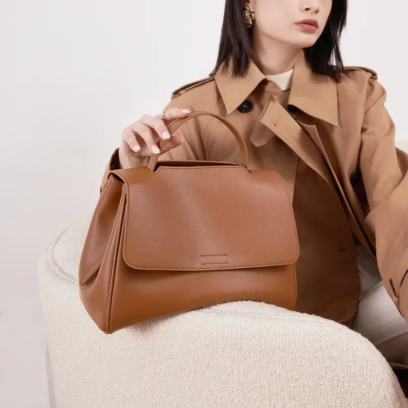 The Minimalist Cowhide Messenger