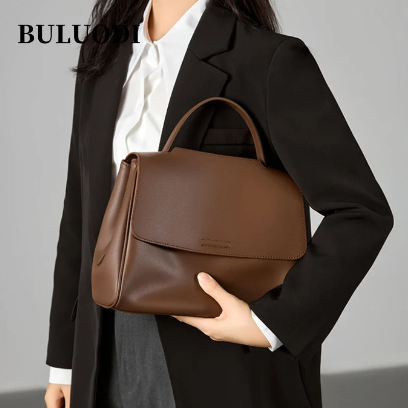 The Minimalist Cowhide Messenger