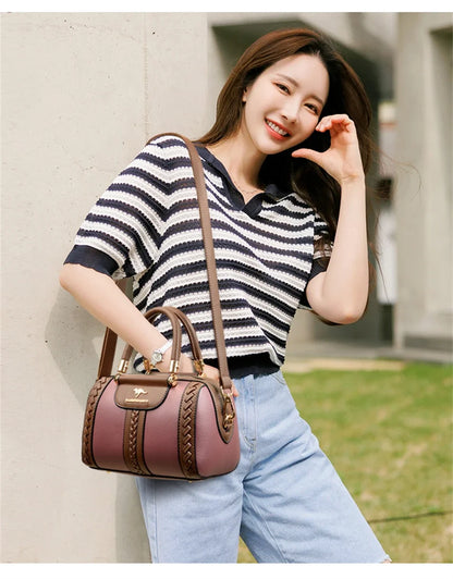 The Downtown Designer Messenger