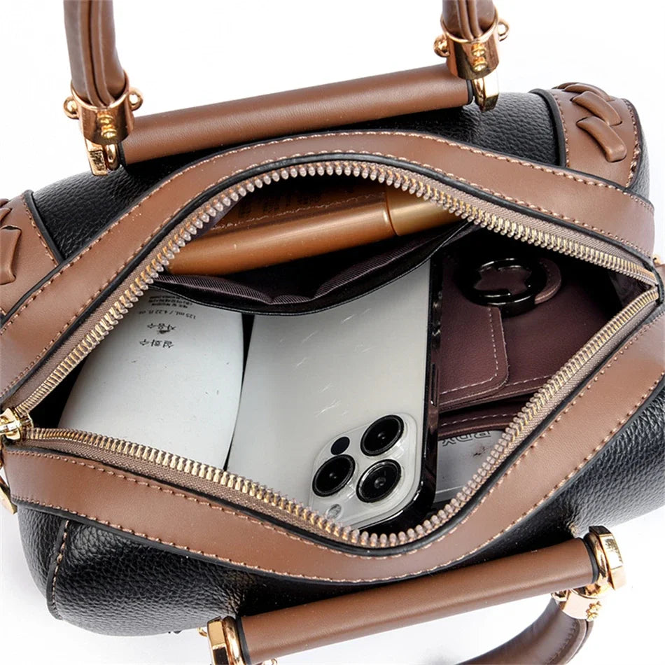 The Downtown Designer Messenger
